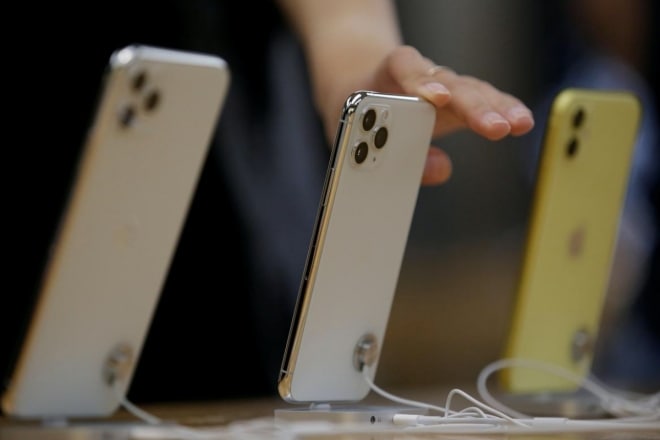 Smartphones, laptops and PCs fall under the category of non-essential goods. (Photo credit: Reuters)