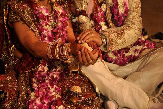 Coronavirus Lockdown, Big Fat Indian weddings,virtual wedding, nationwide lockdown, wedding on internet, wedding on vido calls,latest news on virtual wedding, digital vows Coronavirus Lockdown, Big Fat Indian weddings,virtual wedding, nationwide lockdown, wedding on internet, wedding on vido calls,latest news on virtual wedding, digital vows