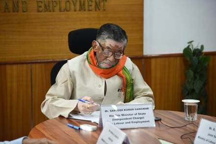 In a webinar with Union labour minister Santosh Kumar Gangwar on Friday, employers flagged the need for raising daily working hours to 12 hours from 8 hours. (Twitter image/ file)