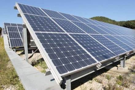 ReNew has a total of 4.9-GW operational wind and solar assets across eight states.