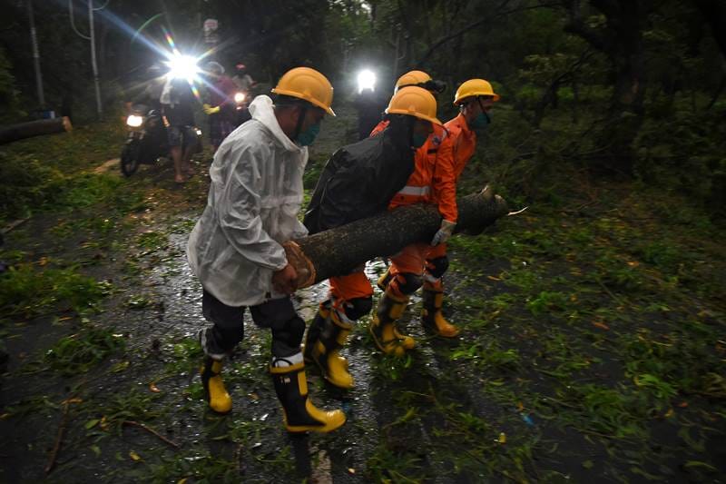 Amphan Cyclone images, india Cyclone photos