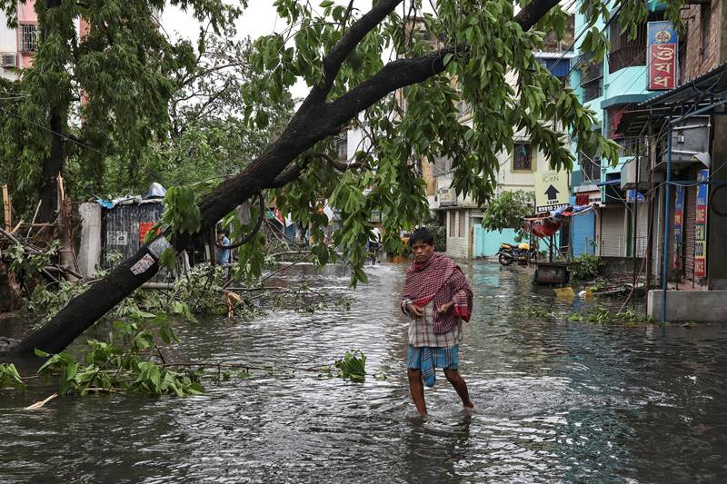 Amphan Cyclone images, india Cyclone photos