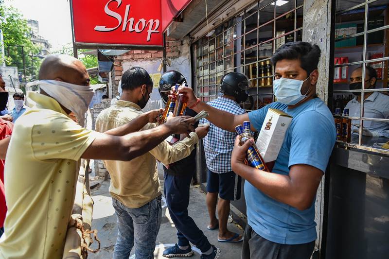 liquor shops open in delhi, liquor shops in delhi, liquor shop open in lockdown, delhi liquor shop, delhi liquor shop open date, delhi liquor news, delhi liquor shop open list, delhi liquor shop open, delhi liquor shop list, delhi liquor shop
