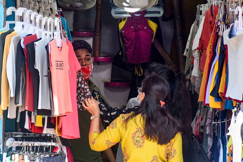Coronavirus India, Coronavirus, India Lockdown, Coronavirus Lockdown, Lockdown 3.0, covid19, delhi, liquour shop open, liquor shops open in delhi, liquor shops in delhi, lockdown images