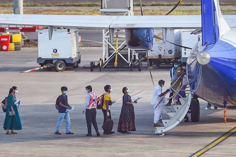 flights resume, flights india, domestic flights india coronavirus, domestic flight news, domestic flights, domestic flights news india, domestic flights mumbai airport, domestic flights from mumbai