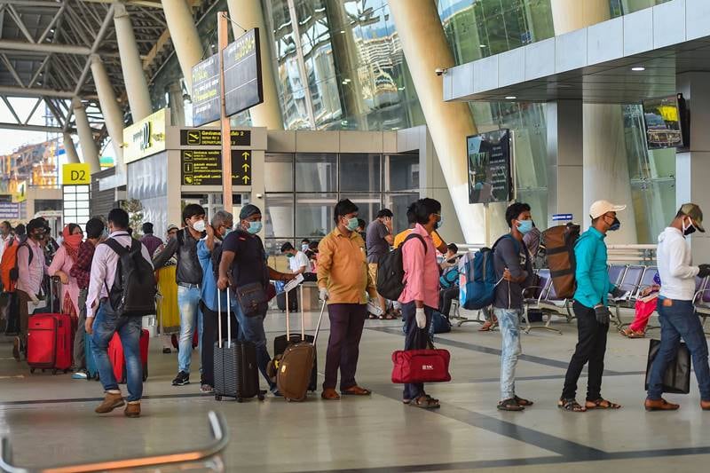 flights resume, flights india, domestic flights india coronavirus, domestic flight news, domestic flights, domestic flights news india, domestic flights mumbai airport, domestic flights from mumbai