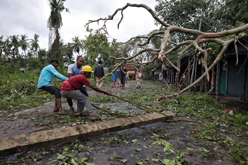 Amphan Cyclone images, india Cyclone photos