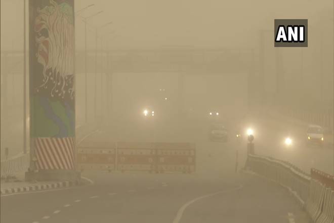 Massive dust storm hits Delhi, visibility dips; Hail storms not good sign for farmers