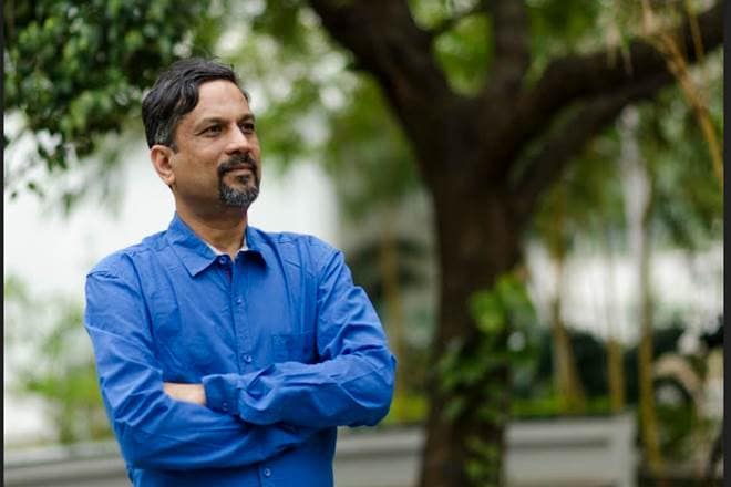 covid-19,SaaS major,zoho corp, Made in india, india data centres, Zoho Remotely, Swadeshi Sankalp initiative, Covid dashboards, Sridhar Vembu