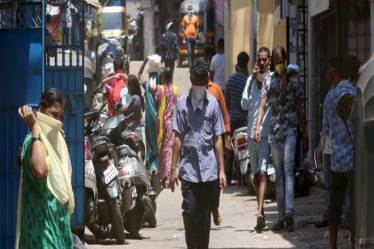 Lockdown 3.0, coronavirus outbreak,coronavirus cases in shops, lockdown extension, Arvind Kejriwal, delhi government, shops in delhi, latest news on coronavirus
