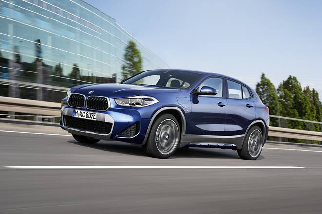 2021 BMW X2 xDrive25e plug-in hybrid unveiled: New styling and 57 km electric range