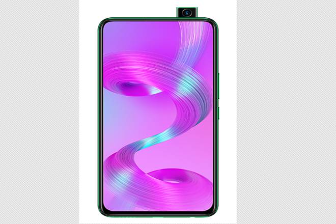  Its new offering comes across as a good-looking phone with a 3D Glass finish on back and 2.5D glass on front, giving its body a rich feel.