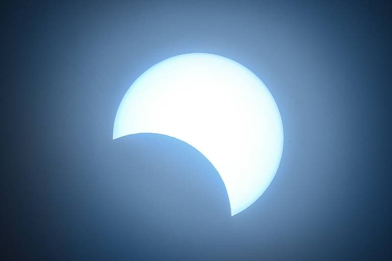 solar eclipse, Solar Eclipse 2020, Solar Eclipse 2020 time, surya grahan, Solar Eclipse in india, Solar Eclipse photo, solar eclipse on 21 june 2020, Solar Eclipse timing, 21 june 2020, solar eclipse 2020 effects, solar eclipse in delhi, Solar Eclipse 2020 ring of fire
