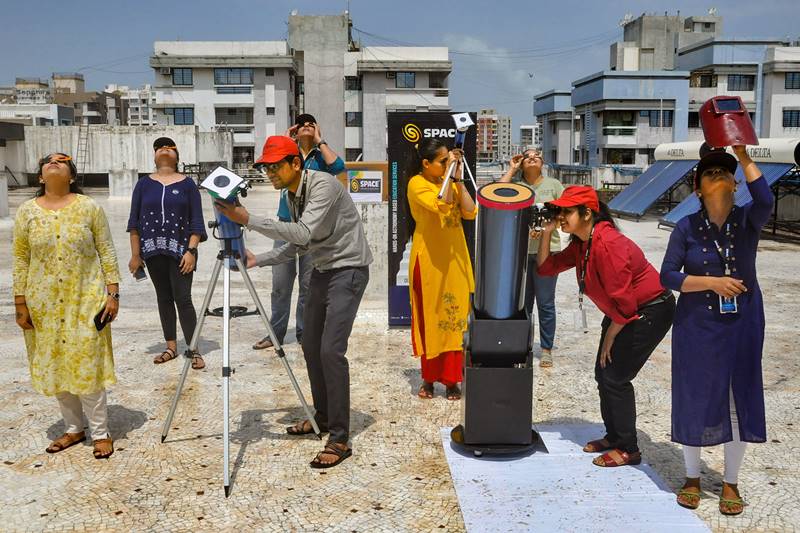 solar eclipse, Solar Eclipse 2020, Solar Eclipse 2020 time, surya grahan, Solar Eclipse in india, Solar Eclipse photo, solar eclipse on 21 june 2020, Solar Eclipse timing, 21 june 2020, solar eclipse 2020 effects, solar eclipse in delhi, Solar Eclipse 2020 ring of fire