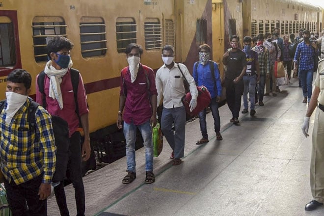 The CEEW-NIPFP study on ‘Jobs, Growth and Sustainability: A New Social Contract for India’s Recovery’, has estimated that operating expenses of these canteens could be recovered by charging a meal at just Rs 15.