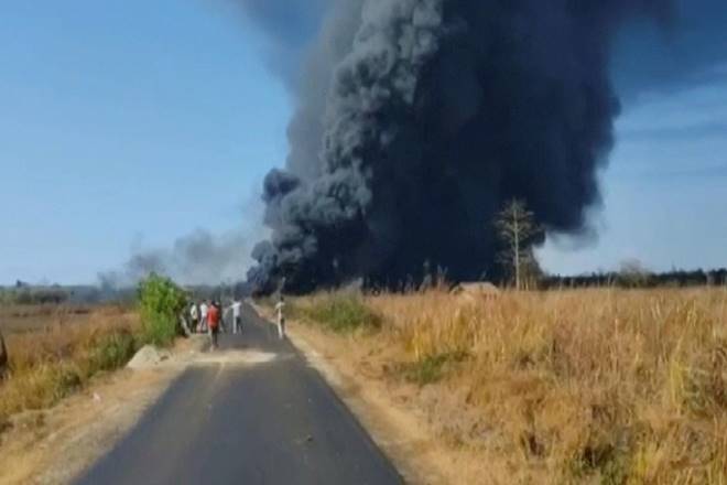 Assam: Fire in OIL’s gas well in Tinsukia periphery doused; experts from US, Canada to join efforts to control remaining blaze Assam: Fire in OIL’s gas well in Tinsukia periphery doused; experts from US, Canada to join efforts to control remaining blaze