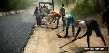 COVID-19, frontline workers, Babu Jagjivan Ram Hospital, Yoga, music, delhi government, clam tips in covid 19,latest news on coronavirus outbreak