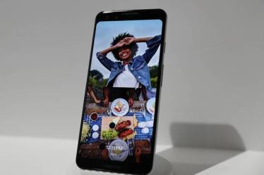 Safety comes first! Google Pixel phones can now check on you when you’re out alone