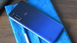 Moto G8 Power Lite
