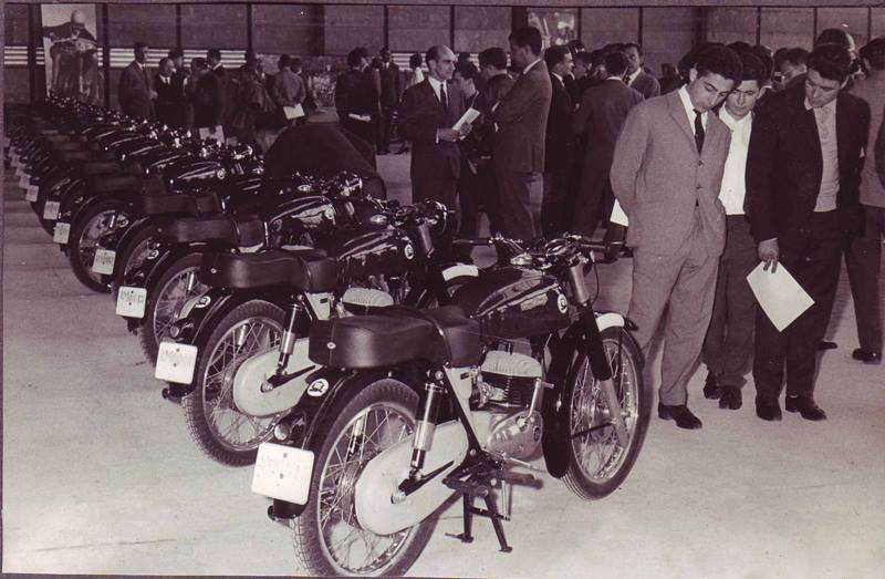 But first, what is the Montesa Impala? Spanish motorcycle manufacturer founded in 1944 by Pedro Permanyer and Francisco Bulto, Montesa built lightweight 125cc motorcycles that were good for competition riding. The first Montesa to enter an international six-day enduro race was in 1951. While it didn't win, it opened a window for greater things. By 1960, Montesa perfected their famous model and rolled out the 175cc Impala that grew immensely popular.