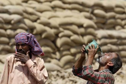 On the issue of migrant workers, the parliamentary committee expressed its displeasure on the treatment meted out to them.