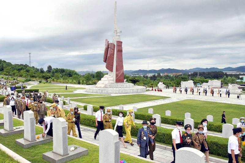 North Korea War Anniversary, North Korea, North Korea leader Kim Jong Un, Day of Victory in the Great Fatherland Liberation War, Korean War armistice, Paektusan, commemorative pistols, kim images