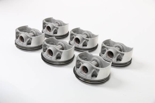 3d printed pistons MAHLE Porsche 911 GT2 RS