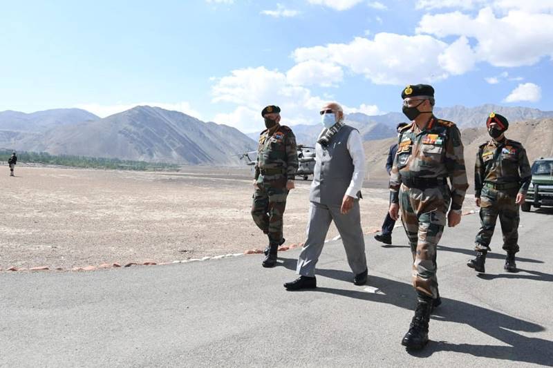 Modi in Ladakh, Narendra Modi, Modi in Ladakh pics, CDS Bipin Rawat, Ladakh leh, India China news latest updates
