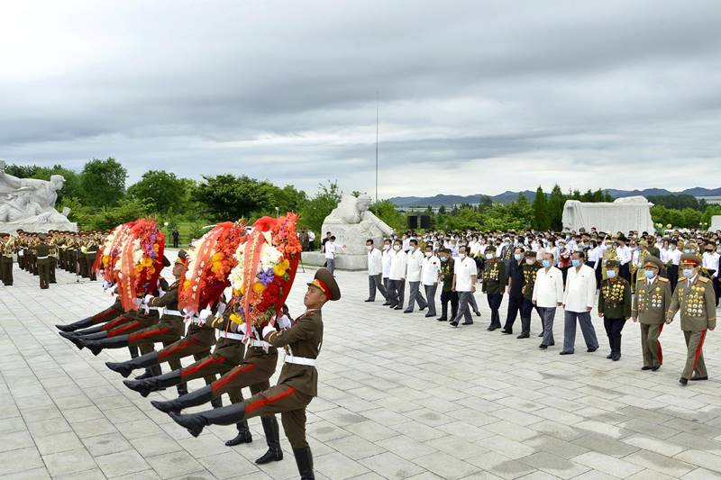 North Korea War Anniversary, North Korea, North Korea leader Kim Jong Un, Day of Victory in the Great Fatherland Liberation War, Korean War armistice, Paektusan, commemorative pistols, kim images