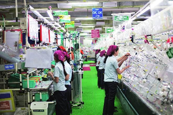 Our initial calculations indicate that the drop in MS’ profit share is ~7% for FY19. Our initial calculations indicate that the drop in MS’ profit share is ~7% for FY19.