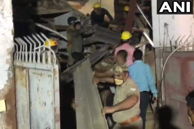 Noida building collapse, Noida building collapse news, Noida building collapse live, Noida building collapse death toll, Noida, building collapse, Uttar Pradesh, building collapse in Noida, Noida Sector-11 building collapse, Noida NDRF, National Disaster Response Force
