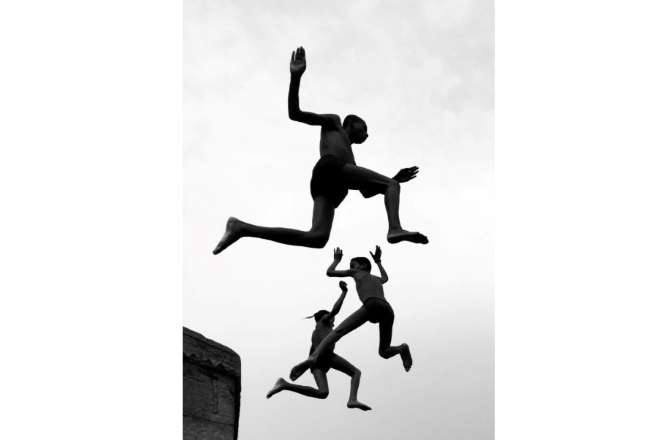 Dimpy completed her schooling from Mumbai in India’s Maharashtra.