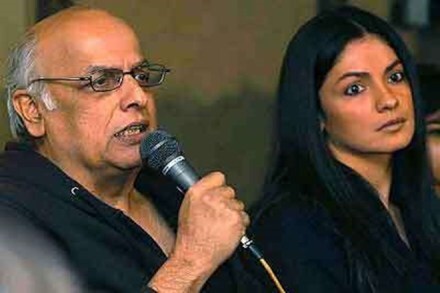 Pooja Bhatt has directed 2007 film "Dhokha" for her home banner.