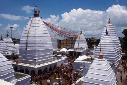 The state government had favoured a virtual darshan of the Shravan festival at the Baidyanath Temple. 