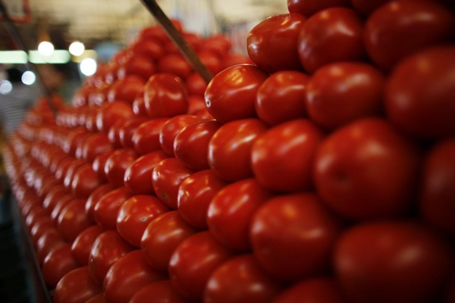 Retail tomato prices, food prices, food inflation, CPI, WPI, retail prices Retail tomato prices, food prices, food inflation, CPI, WPI, retail prices