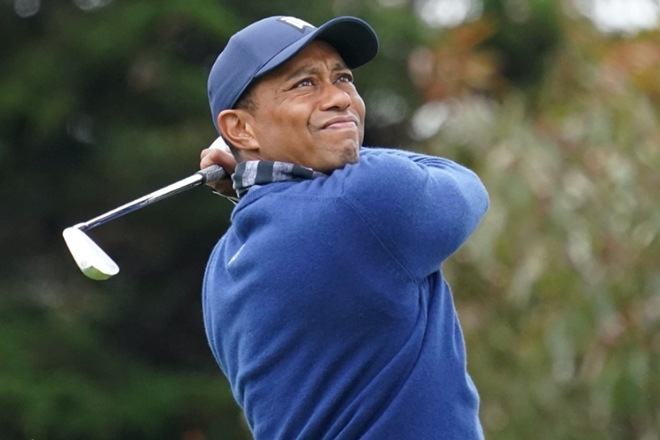Woods' performance set the stage for a bunch of players seeking redemption from the golfing Gods to make a run for it.