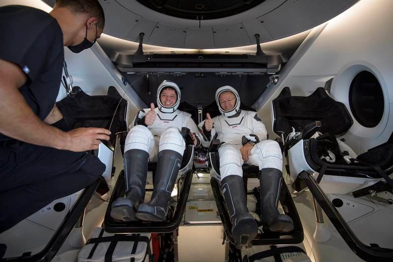 spacex, nasa, NASA astronauts, splashdown, spacex images, astronauts splashdown, Crew Dragon returns, Doug Hurley, Bob Behnken