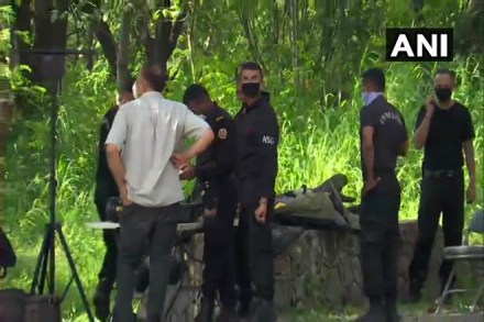 Delhi Police, ISIS operative, ISIS operative arrested, IEDs, Ridge Road area, Dhaula Kuan, karol bagh