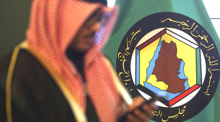 The vote in the 15-member council was two in favor, two against and 11 abstentions.