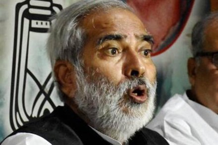 Raghuvansh Prasad was once considered Lalu's trusted aide 