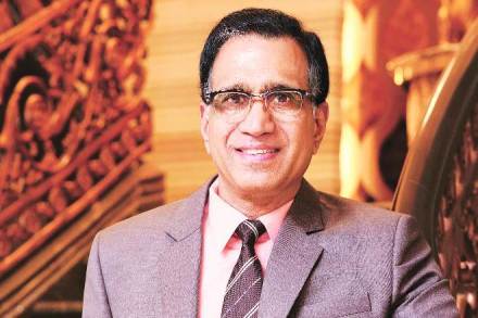 Kalyan Jewellers, TS Kalyanaraman, Warburg Pincus, jewellery sales,coronavirus pandmeic, Gold prices, gold online sales, latest news on Kalyan Jewellers