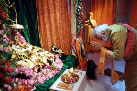 Prime Minister Narendra Modi became the first prime minister to visit Hanumangarhi.