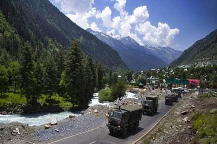 India China standoff, indian army in ladakh, indian army troops, special diet for indian army, ladakh, galwan valley, line of actual control, PLA, latest news on india china standoff