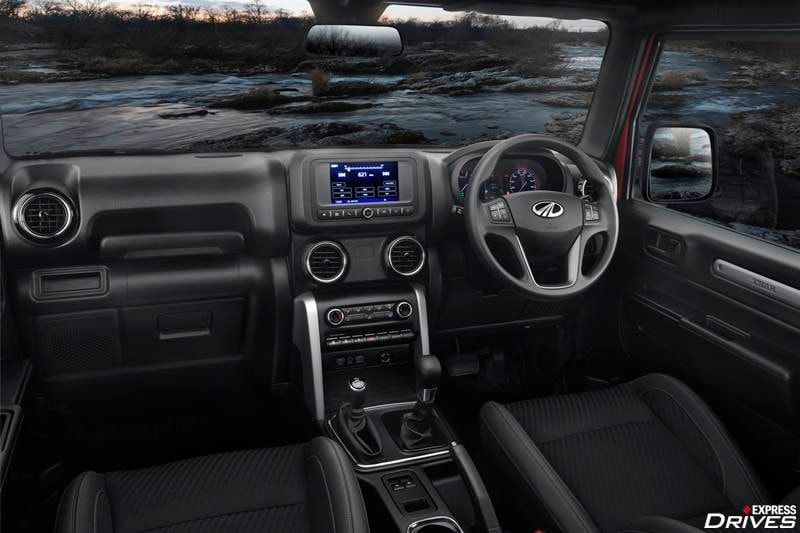 Now, talking of the interiors, the new 2020 Mahindra Thar does feel a lot upmarket and premium than before on the inside. The new Thar now gets more creature comforts and comes with a 7.0-inch touchscreen infotainment system that is compatible with Apple CarPlay and Android Auto. Moreover, you get roof-mounted speakers along with a coloured screen for the instrument cluster. In the process of evolving and getting bigger & better, the new Thar gets modern as well as it gets steering-mounted controls and cruise control as well.