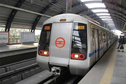 Delhi Metro trains set for big revamp! DMRC to upgrade old trains with new modern features