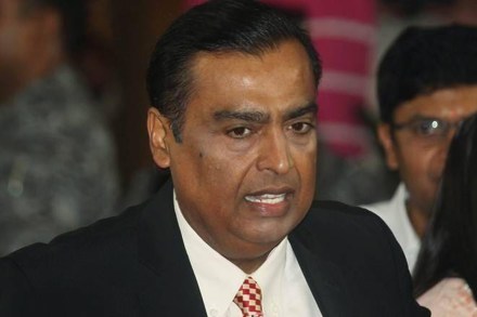 mukesh ambani becomes fourth richest person of world ahead of Bernard Arnault according to bloomberg billionaires index know networth mukesh ambani becomes fourth richest person of world ahead of Bernard Arnault according to bloomberg billionaires index know networth