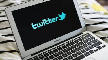 Several users noticed getting in-app pop ups that were notifying them of the issue.