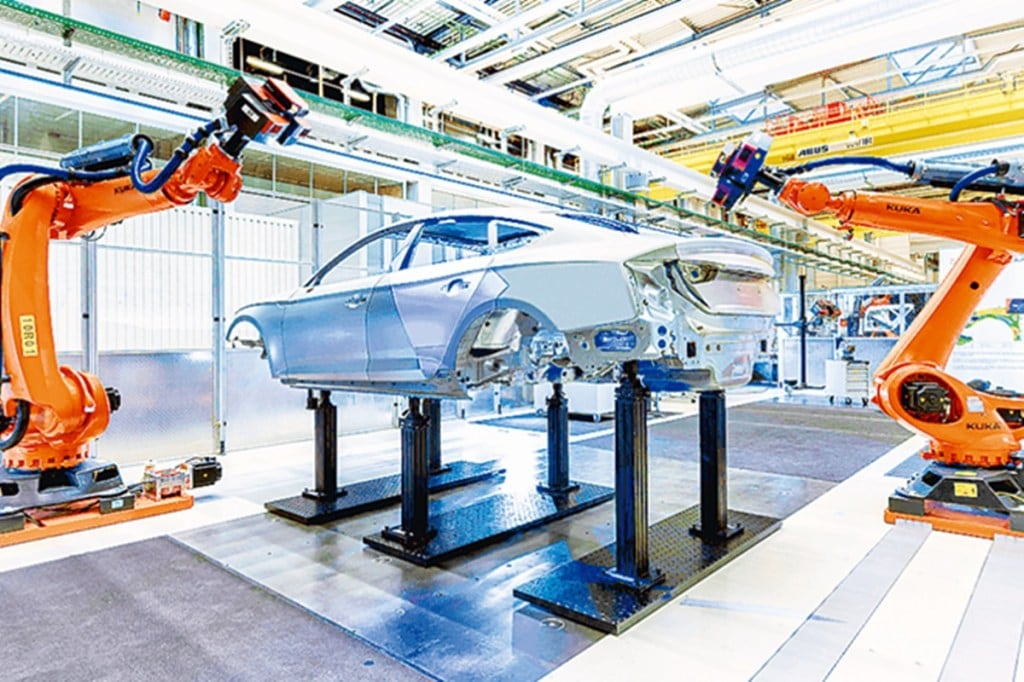 Last but not the least, there are no surprises or hidden expenses, unlike those encountered in the traditional models. Last but not the least, there are no surprises or hidden expenses, unlike those encountered in the traditional models.