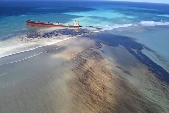 More than 1,000 tons of oil spilled into the coastal waters. More than 1,000 tons of oil spilled into the coastal waters.