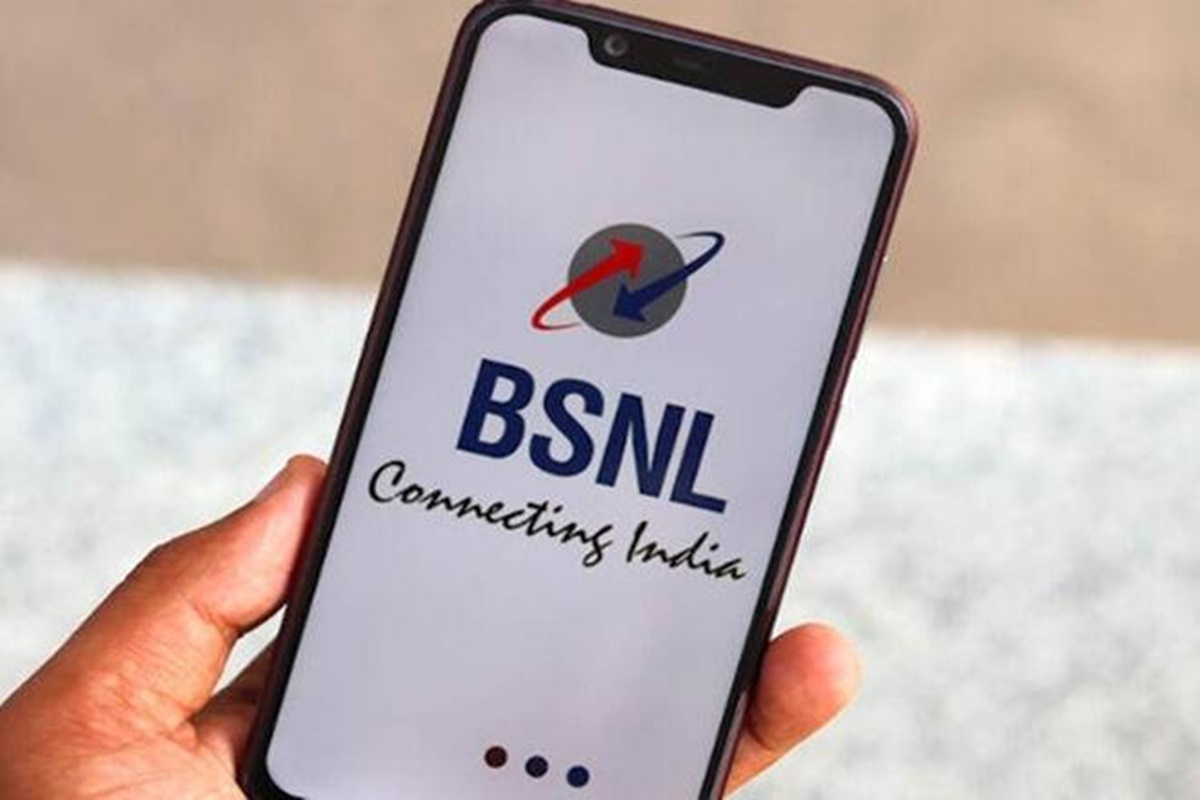 BSNL has a debt of around Rs 20,000 crore BSNL has a debt of around Rs 20,000 crore